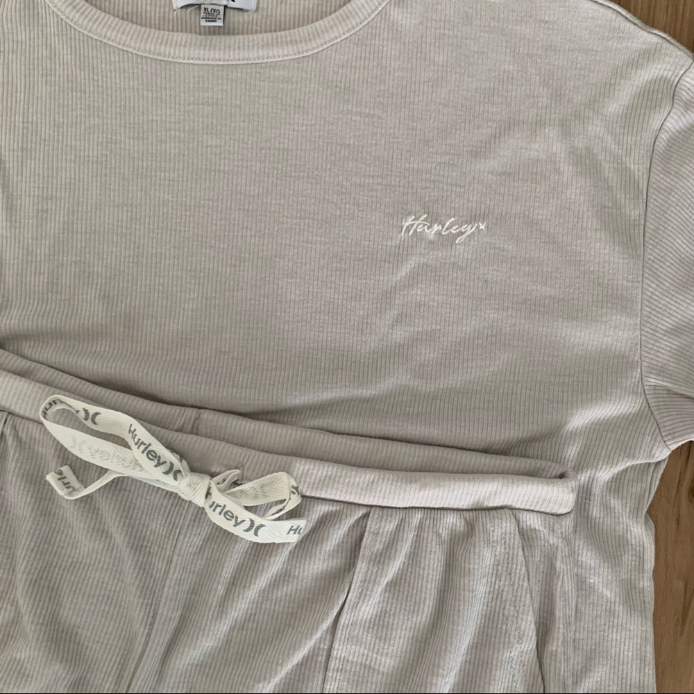 Hurley Ribbed Pajama Set - Picture 2 of 6